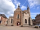 Eglise Saint Martin. Edifice religieux à deux nefs datant du 12 et 13ème siècles restaurées au 16ème siècle. 