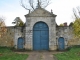 Le portail de l'Abbaye royale Notre Dame du Trésor fondée en 1225.