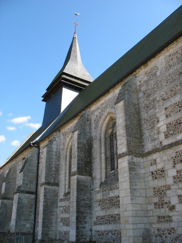 Côté nord de l'église - Écardenville-la-Campagne