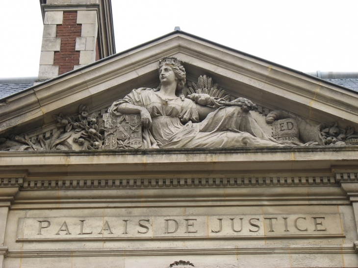 Palais de Justice, Ancien Séminaire des Eudistes - Évreux