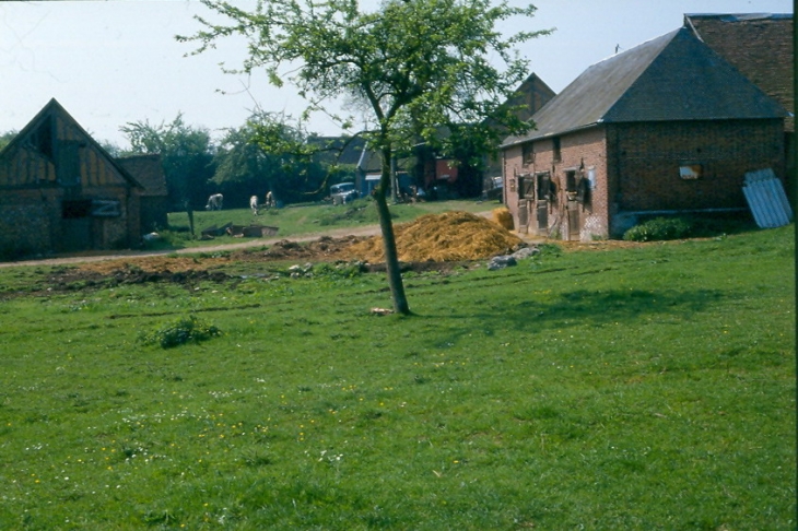 Fermette à l'ancienne - Gouttières