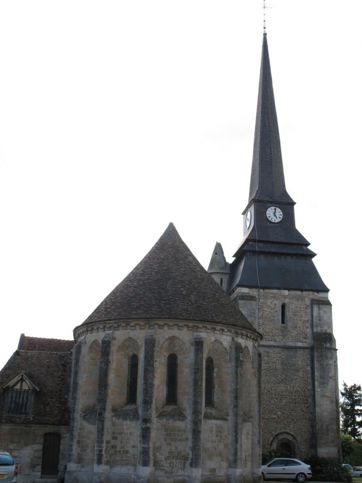 Chevet Roman de l'église Paroissiale Saint-Ouen - Harcourt