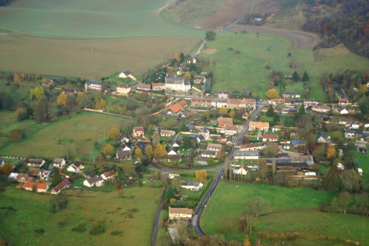 Le village (vue aérienne) - Harquency