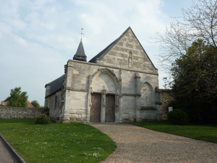 Jouy sur Eure - l'Eglise St Pierre XIIIème - Jouy-sur-Eure
