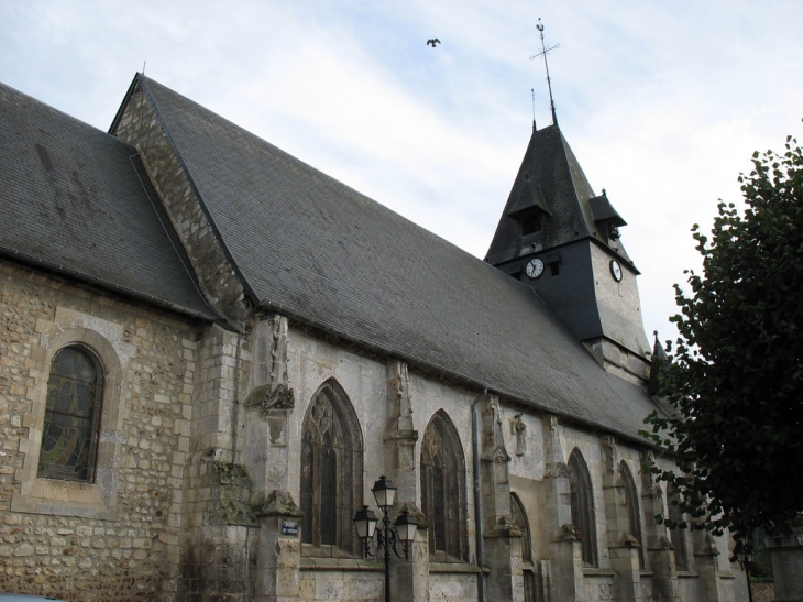 Côté nord de l'église - La Bonneville-sur-Iton