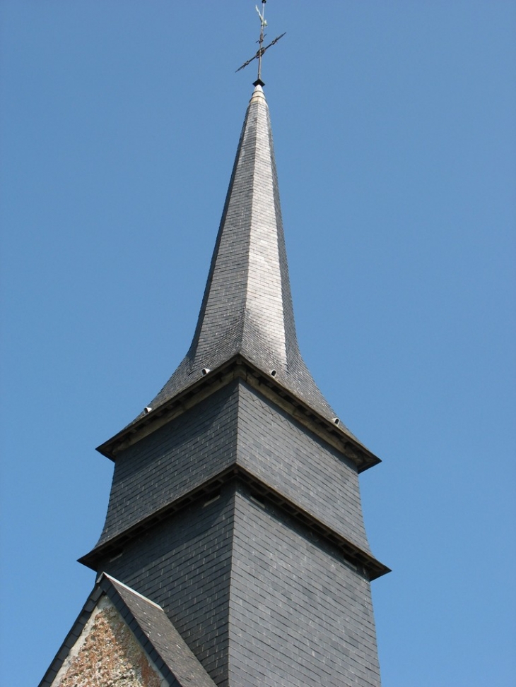 Le clocher de l'église - La Chapelle-Bayvel