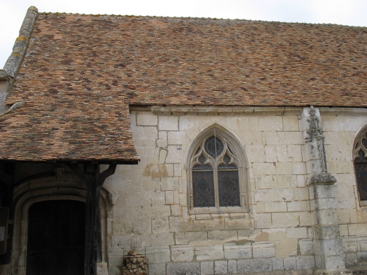 Le porche de l'église Saint-Martin - Le Tremblay-Omonville