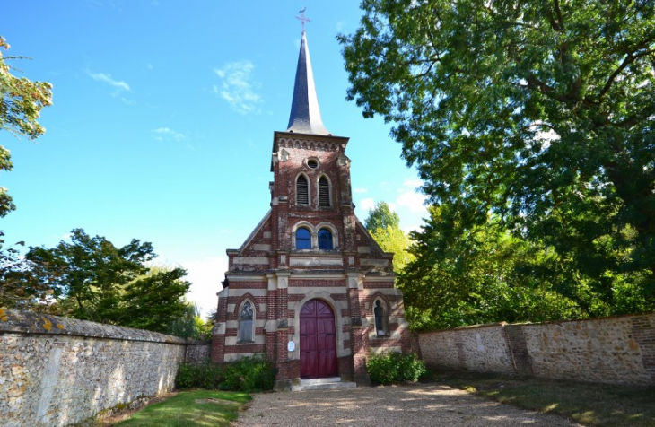 L'église Saint-Christophe est sous le patronage de l'abbaye de Notre Dame du Bec. - Marbeuf