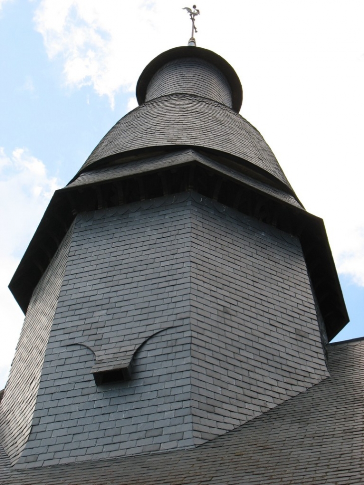 Le clocher de l'église Saint-Pierre - Rouge-Perriers