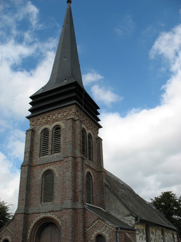 Façade et clocher de l'église - Saint-Grégoire-du-Vièvre