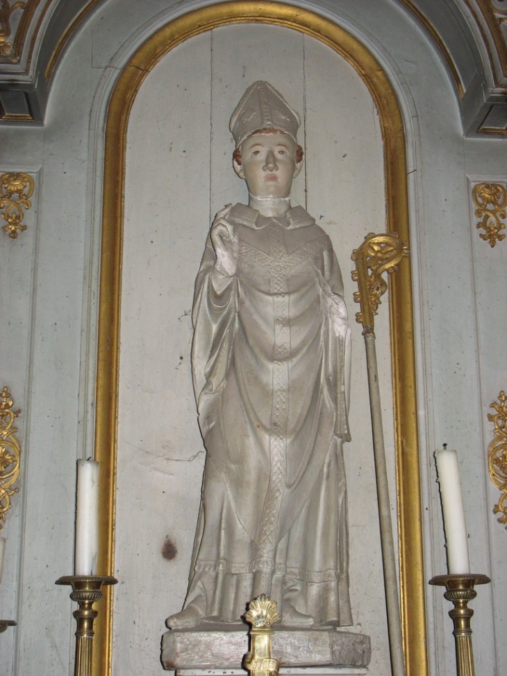 Statue de Saint-Aubin - Saint-Grégoire-du-Vièvre