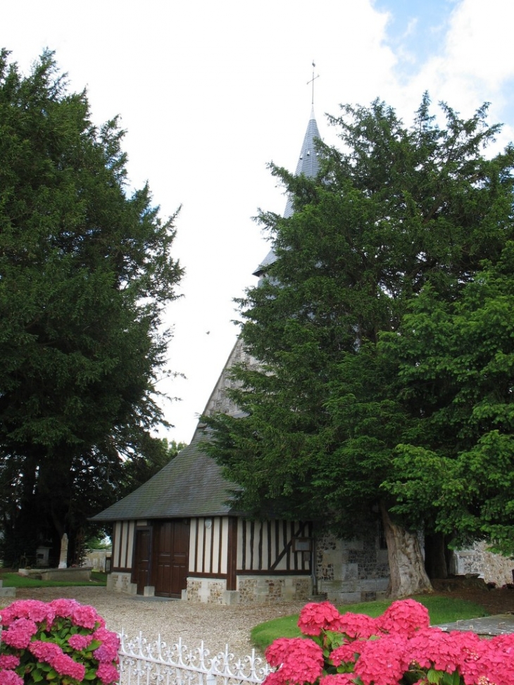 Eglise et porche - Saint-Pierre-des-Ifs