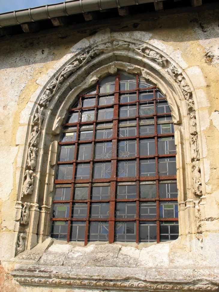 Fenêtre sculptée - Triqueville
