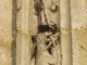 Photo précédente de Triqueville Détails des sculptures de la fenêtre