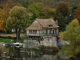 le vieux moulin sur la Seine en automne