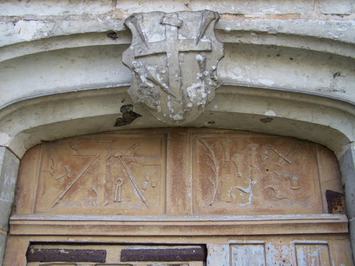 Porte église Vézillon