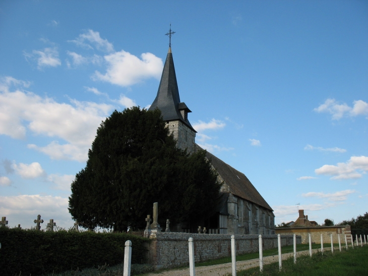 Eglise Saint-Léger de VITOT avec son If
