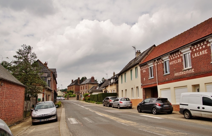 Le Village - Ancourt