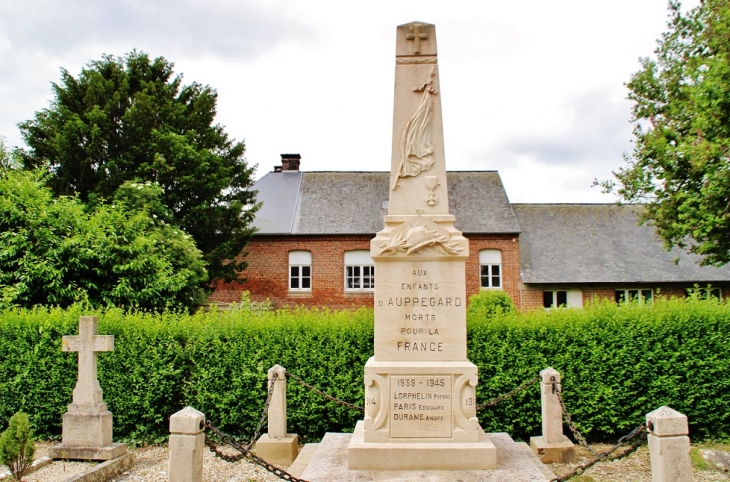 Monument-aux-Morts - Auppegard