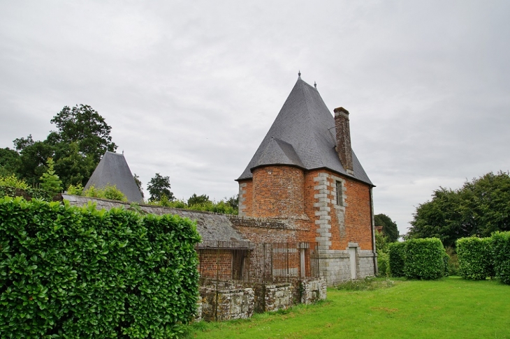 Le Château - Crasville-la-Rocquefort