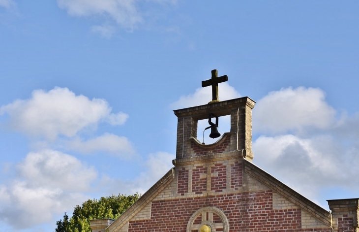 -église Sainte-Therese  - Fongueusemare
