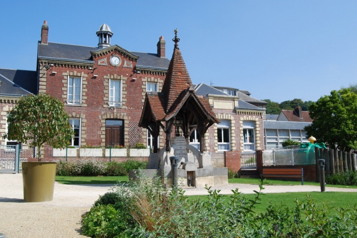 Ecole et fontaine - Gruchet-le-Valasse
