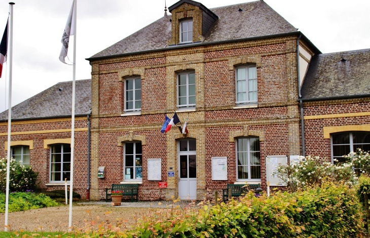La Mairie - La Chapelle-du-Bourgay