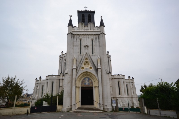 Eglise Sainte Cécile construite par l'architecte Nazousky au début du XXè siècle. - Le Havre