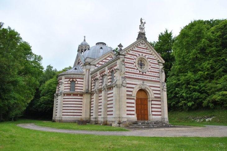 L'ancienne chapelle funéraire - Le Héron