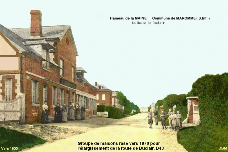 Groupe de maisons rasé vers 1970 pour l'élargissement de la route de Duclair. D43 - Maromme