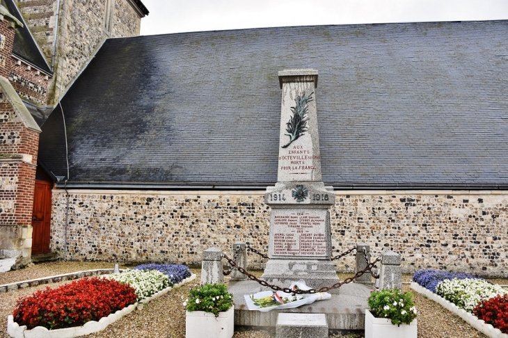 Monument-aux-Morts  - Octeville-sur-Mer