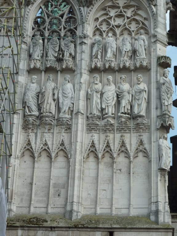 Statues sur la façade - Rouen