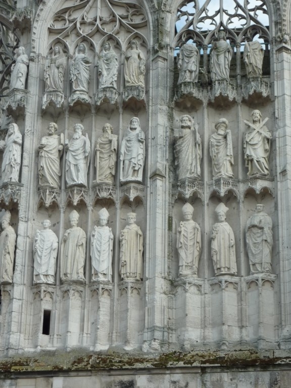 Statues sur la façade - Rouen
