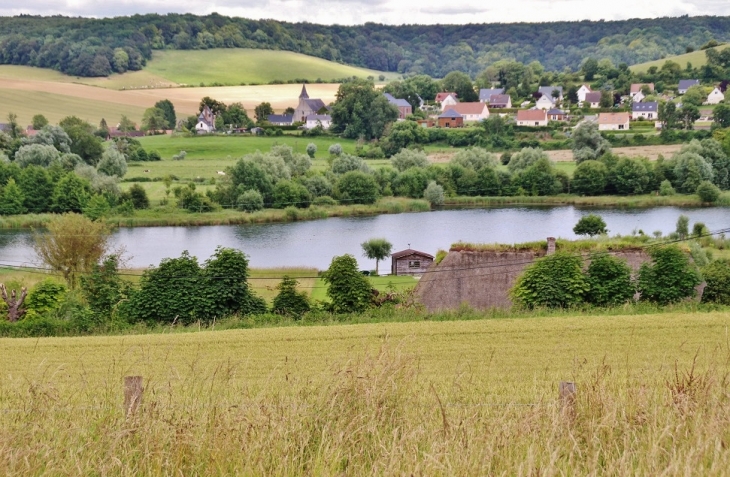 Le Village - Saint-Germain-d'Étables