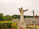 Photo suivante de Saint-Pierre-le-Viger Statue
