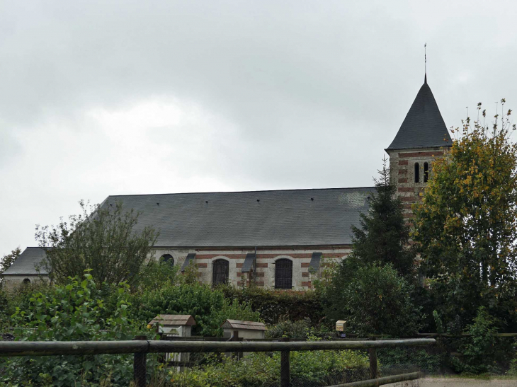 L'église - Saint-Sauveur-d'Émalleville