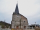 Photo précédente de Saint-Vaast-Dieppedalle L'église paroissiale saint-Vaast. La construction primitive de l'église remonte au 11ème siècle. Dans les éléments remarquables, on peut citer le clocher.
