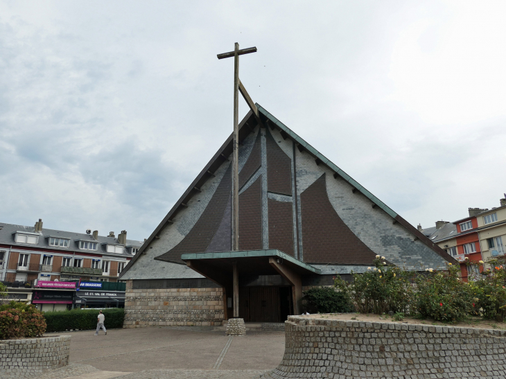 La chapelle Notre Dame de Bon Port - Saint-Valery-en-Caux