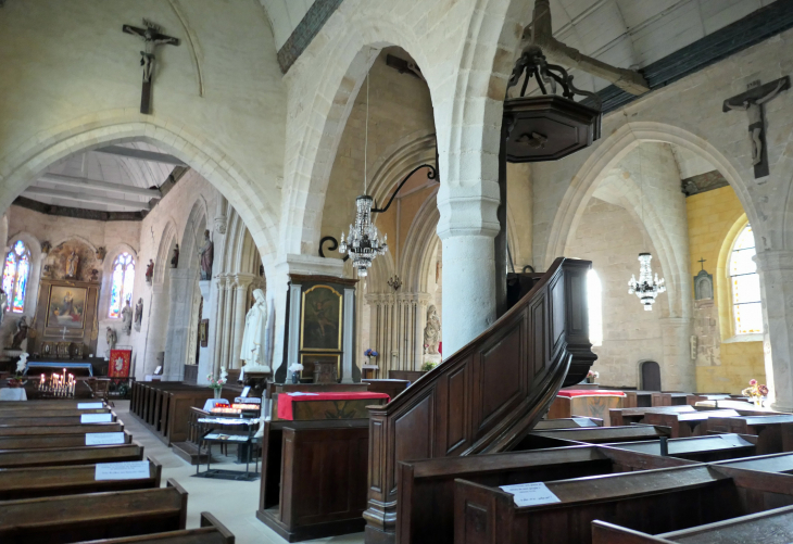 L'intérieur de l'église Saint Martin - Veules-les-Roses