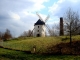 Ce moulin appartint à Fouquet, puis à de Rosthschild avant d'être équipé d'un radar de l'OTAN