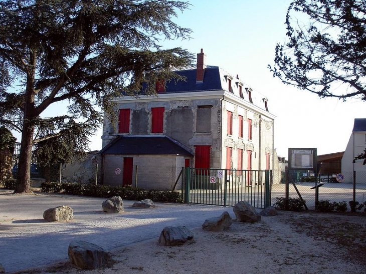 Le château Bleu - Tremblay-en-France