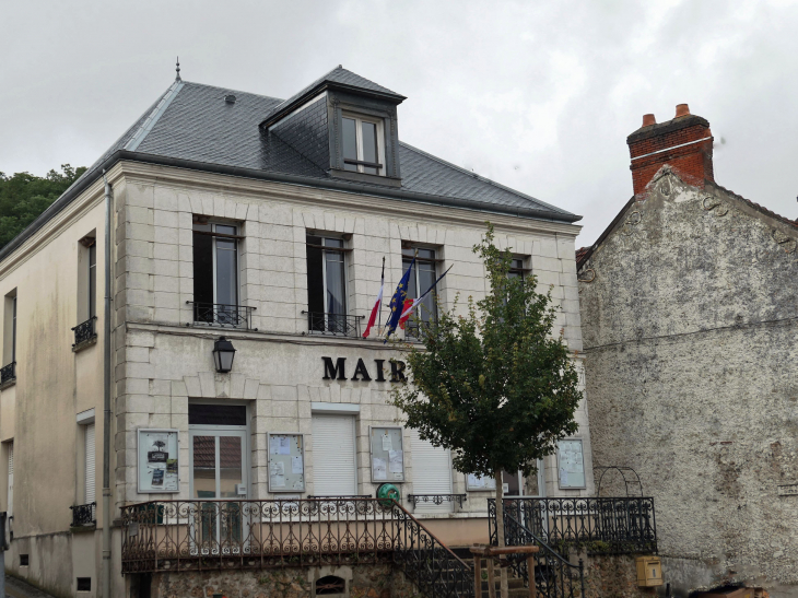 La mairie - Dampierre-en-Yvelines