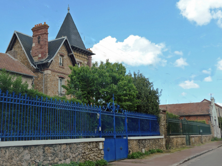 Maison du village - Flins-sur-Seine