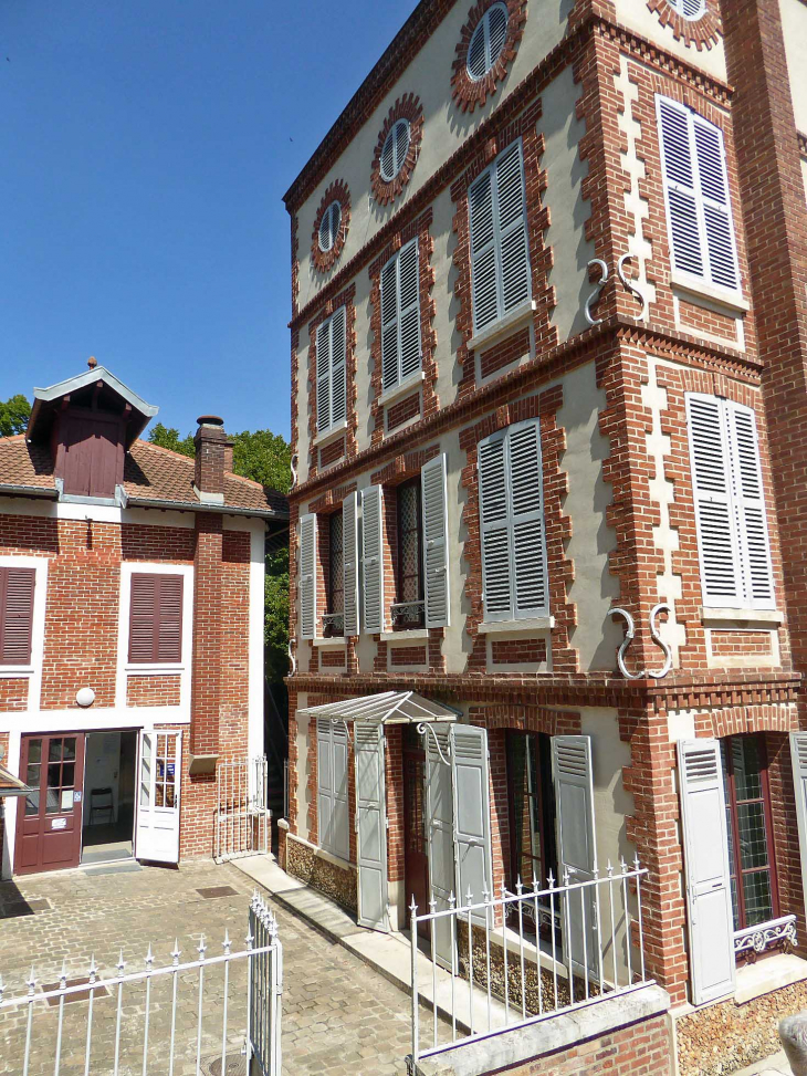 La maison d'Emile Zola et le musée Dreyfus - Médan
