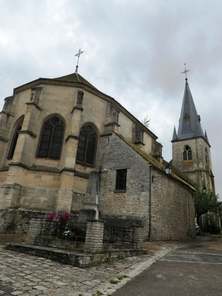 L'église - Montainville