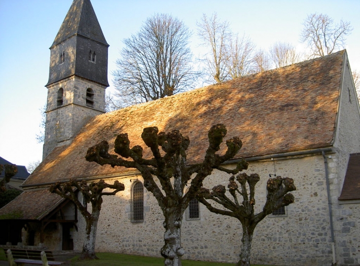 L'église - Poigny-la-Forêt