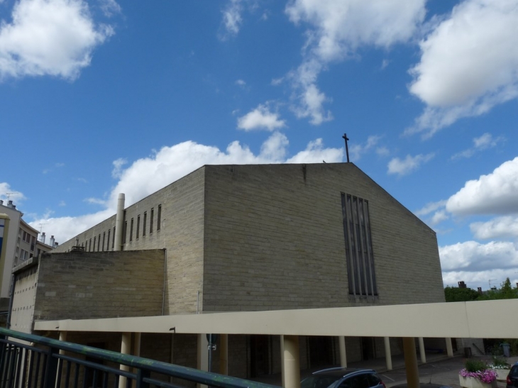 Eglise saint Cyr - Sainte Julitte - Saint-Cyr-l'École