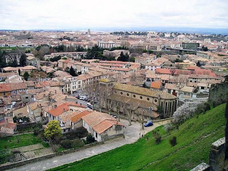 La ville basse vue  des remparts - Carcassonne