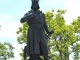 Aigues-Mortes. Statue de Saint Louis.