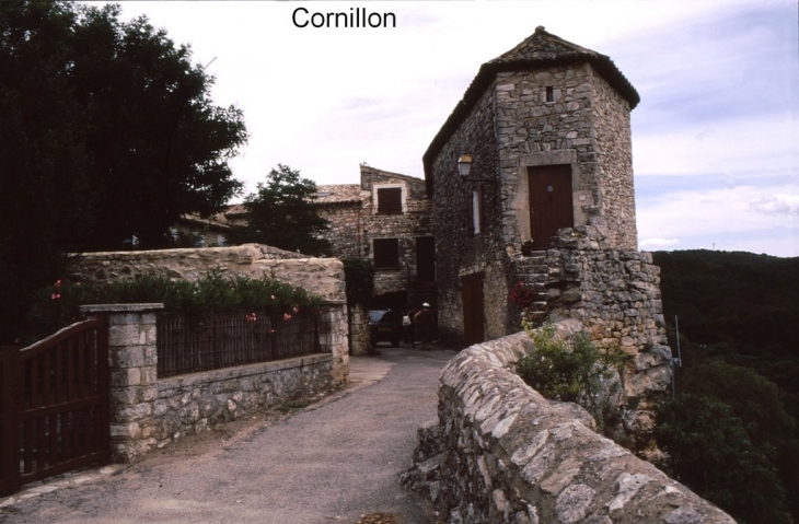 Le village - Cornillon